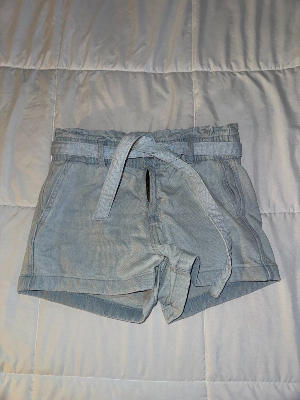 American Eagle Stretchy Denim Shorts Size 0
